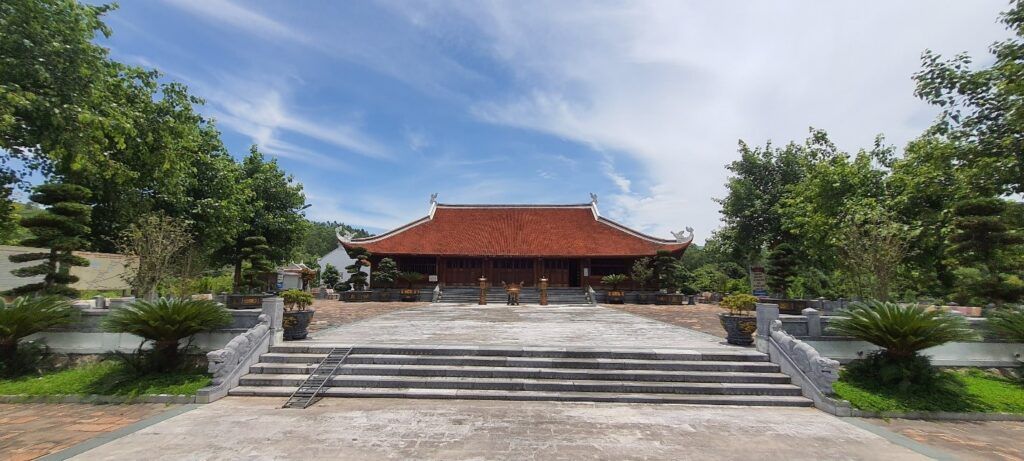 Quần thể di tích và danh thắng Yên Tử – Vĩnh Nghiêm – Côn Sơn – Kiếp Bạc là Di sản Văn hóa Thế giới 5 Ảnh sưu tầm