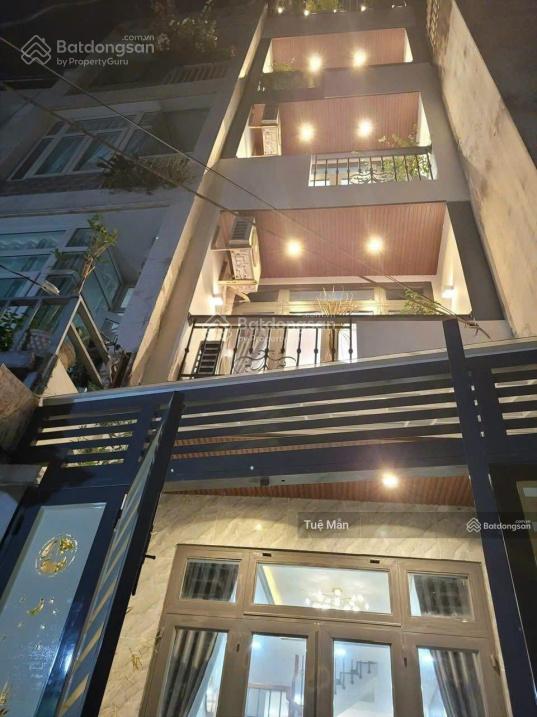 Nhà Nguyễn Trọng Tuyển, P8, Phú Nhuận.