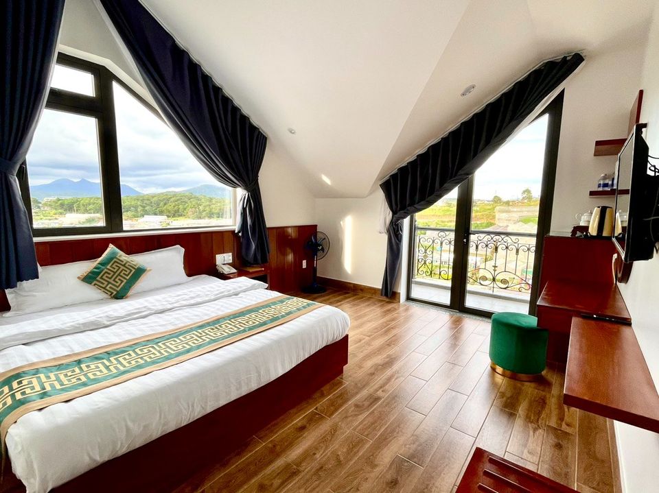 Cần bán khách sạn Nam Hồ – P11 – Đà Lạt