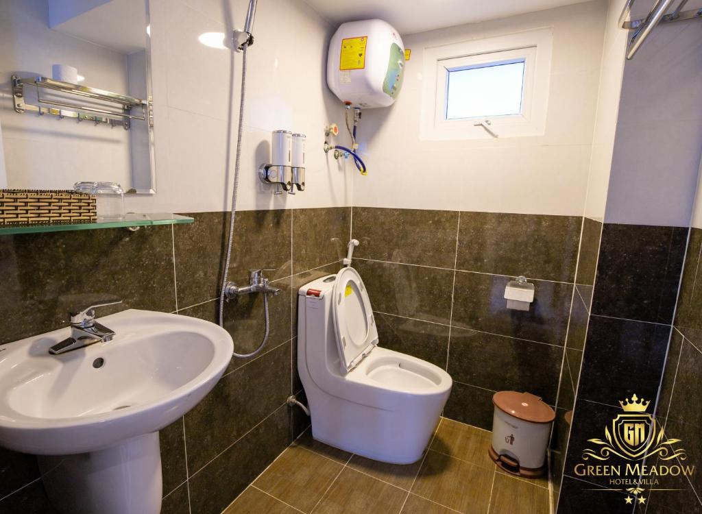 Green Meadow Dalat Hotel