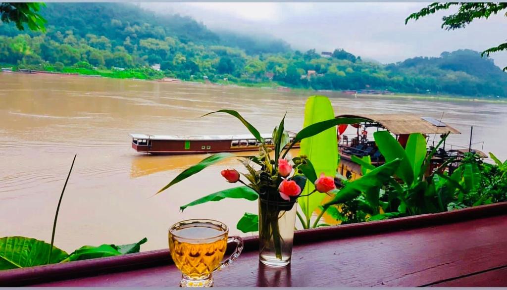 Anisa Mekong Riverside Villa