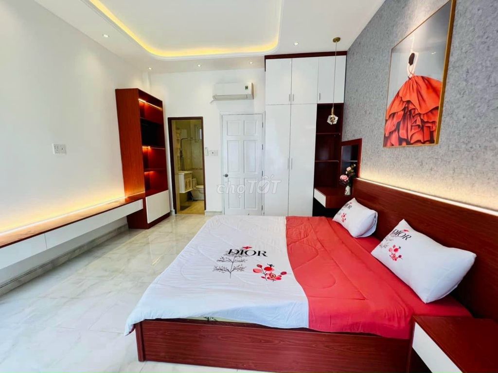 Bán Căn Nhà Mặt Tiền – Đường Thống Nhất