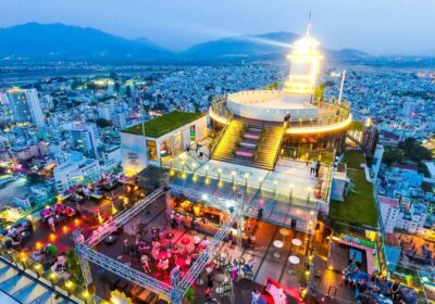 skylight-nha-trang-quay-cuc-da-tai-quan-bar-view-xin-so-noi-thanh-pho-bien-5-1623150396