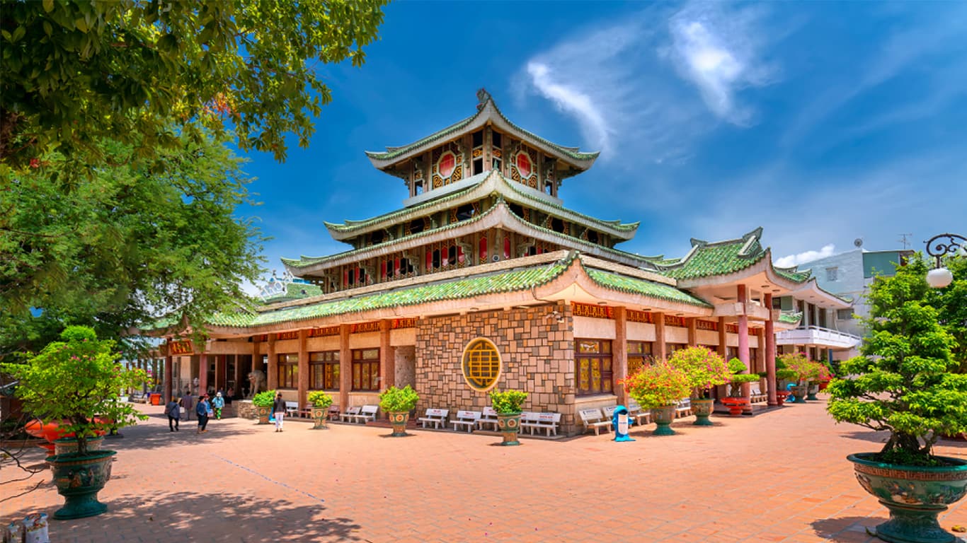 Tour Sài Gòn – Châu Đốc – Hà Tiên 2N2Đ