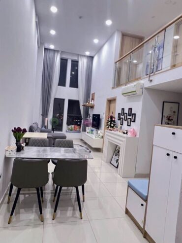 Căn hộ Duplex La Astoria