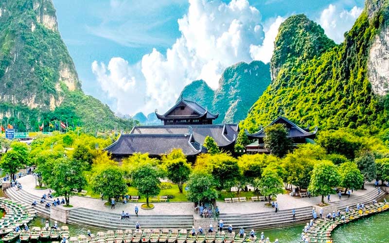 Tour Sài Gòn – Hà Nội – Sapa – Bái Đính – Tràng An – Hạ Long