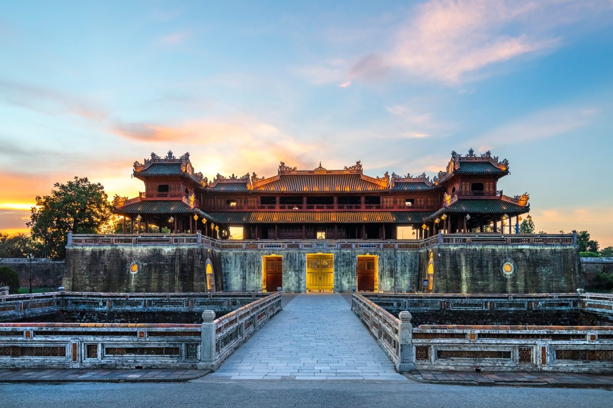 TOUR SÀI GÒN – ĐÀ NẴNG – HỘI AN – HUẾ 4N3Đ