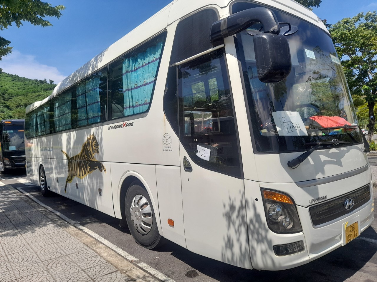 CHO THUÊ XE DU LỊCH MIỀN TRUNG 4-45 CHỖ