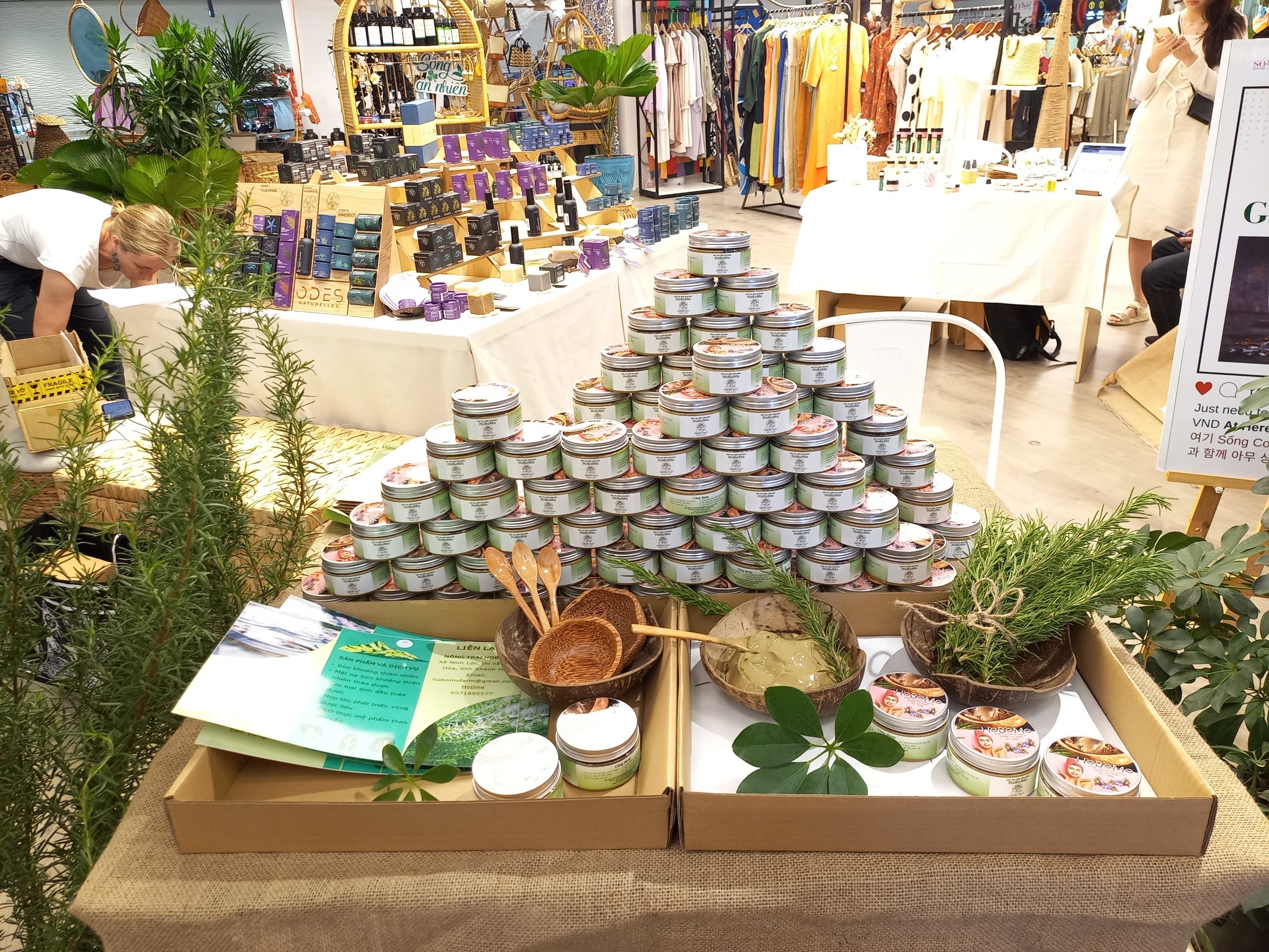 Mặt nạ bùn khoáng Thiên Nhiên 100% Nature