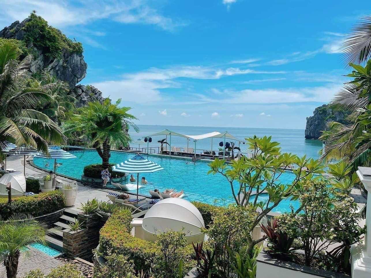 Hôtel Perle d’Orient Cat Ba – MGallery