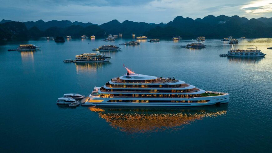 DU THUYỀN SEA STAR CRUISE