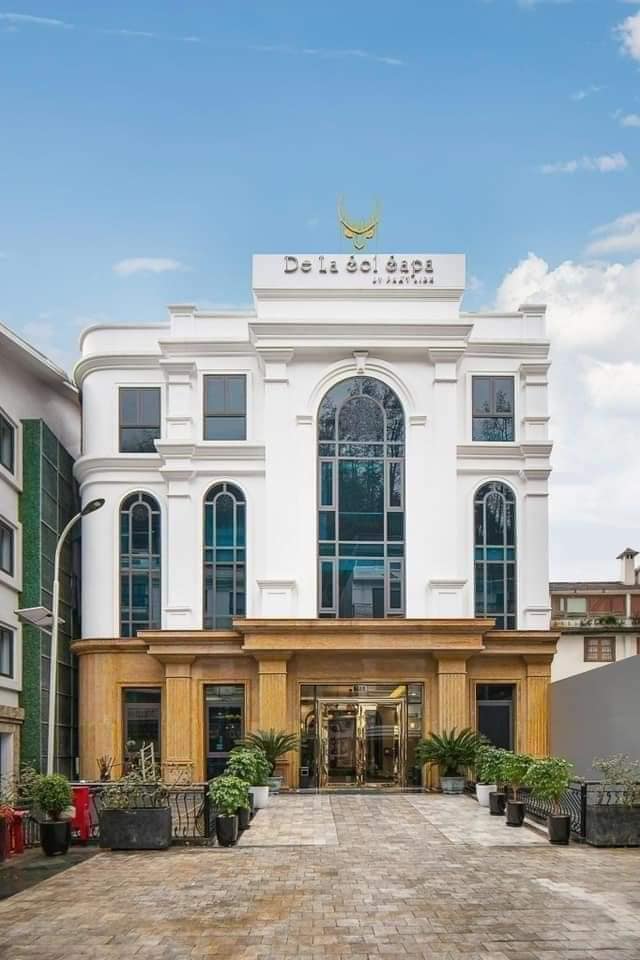 DELASOL HOTEL PHÁT LINH