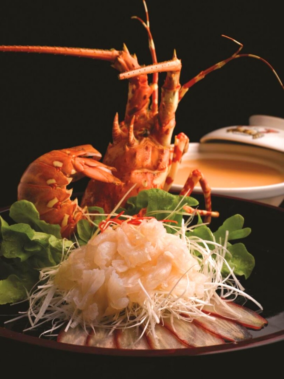 DRAGON PALACE RESTAURANT