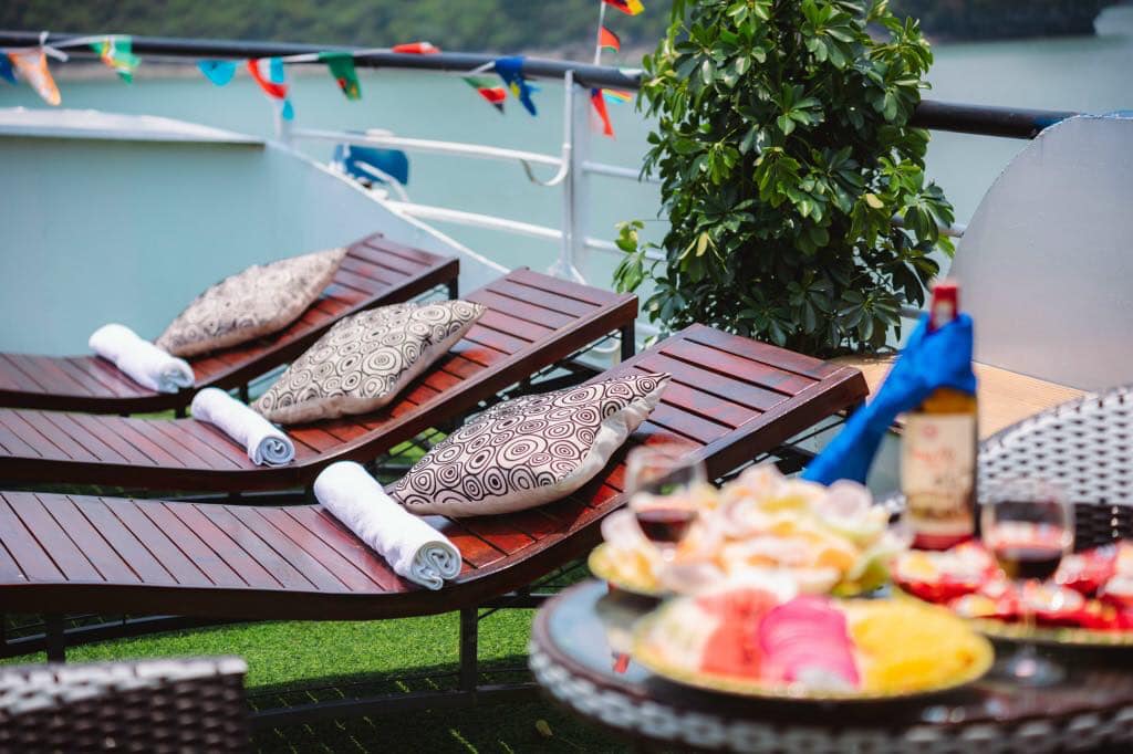 HA LONG EXCURSION – PHONG HẢI 86