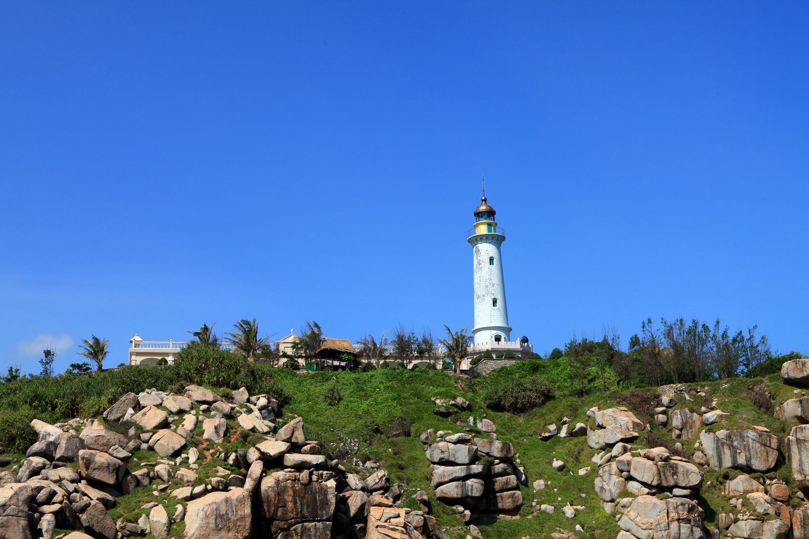 Tour du lịch Hà Nội – Quy Nhơn – Tuy Hòa 4 ngày 3 đêm