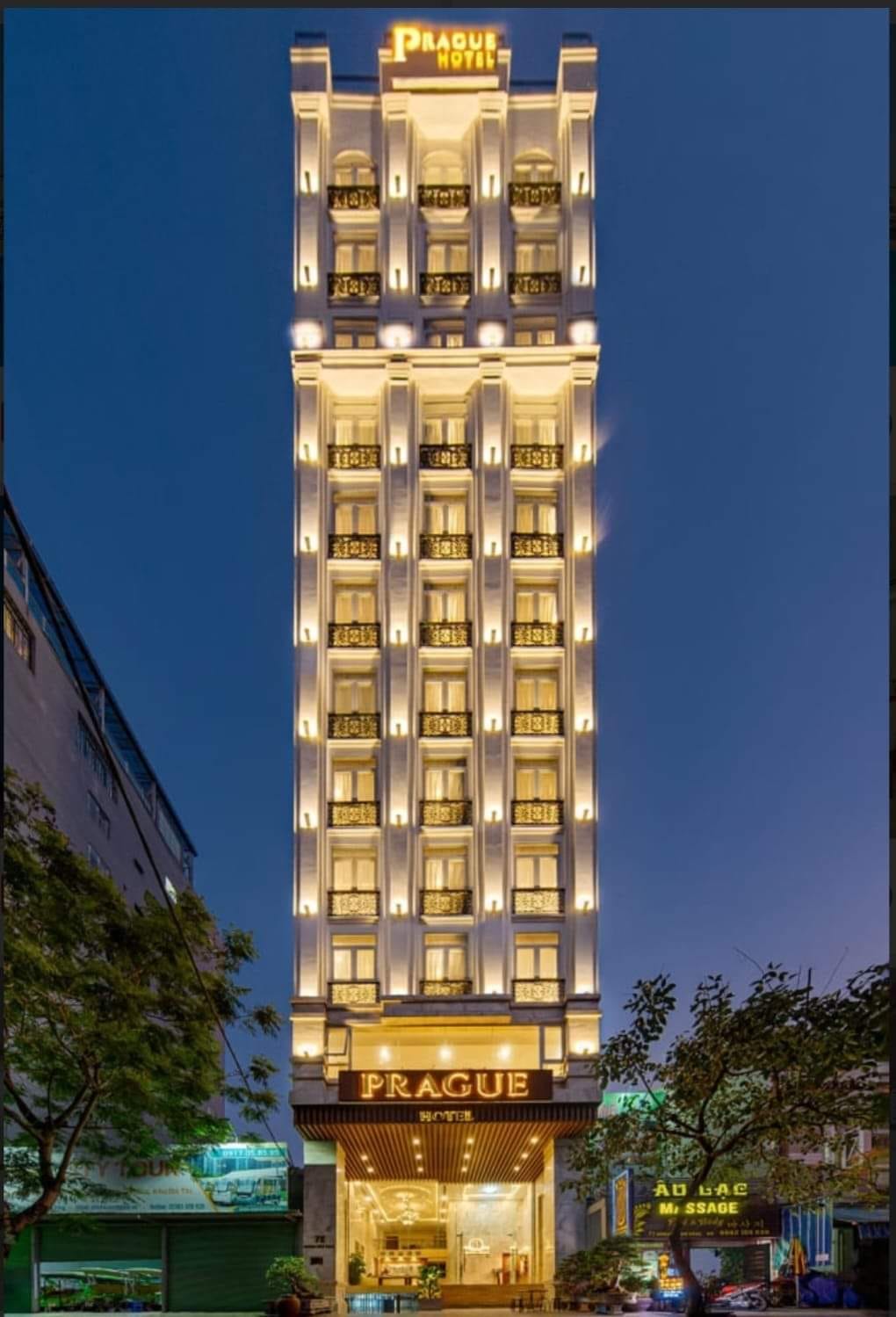 PRAGUE HOTEL ĐÀ NẴNG