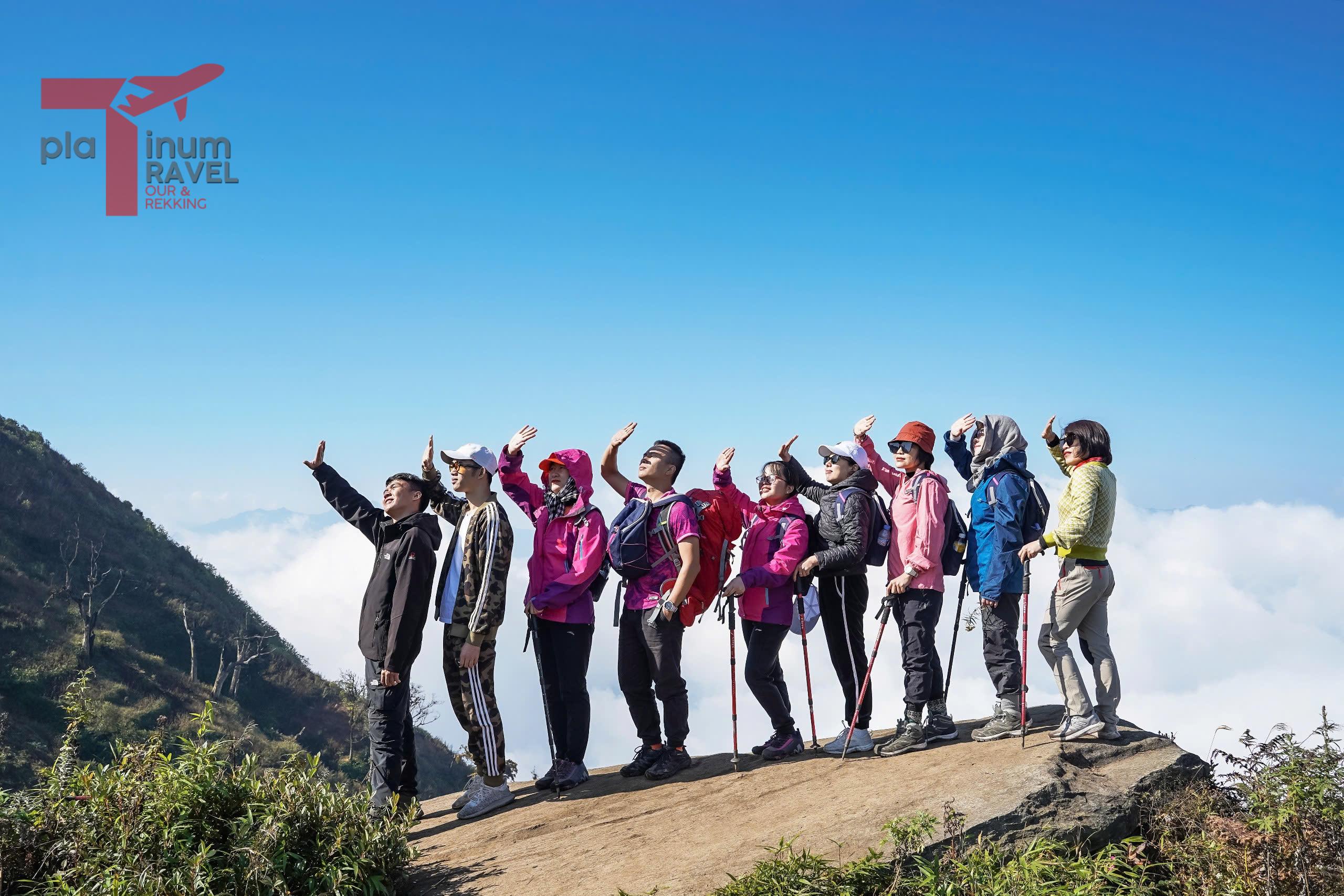 Tour trekking Lảo Thẩn