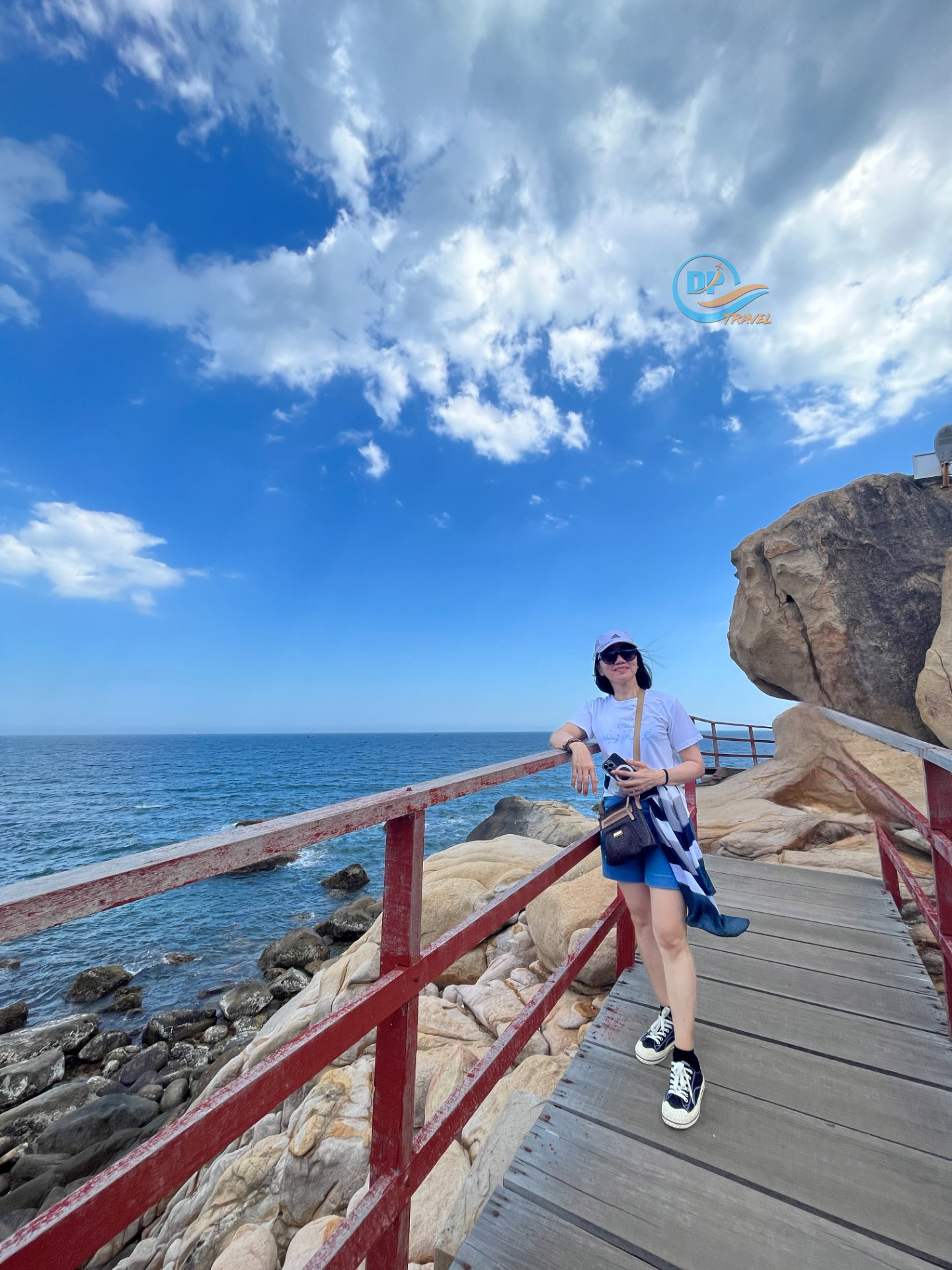 Tour Đồng Cừu – Vườn Nho – Hang Rái – Vĩnh Hy Nha Trang – 550.000 đ trọn gói.