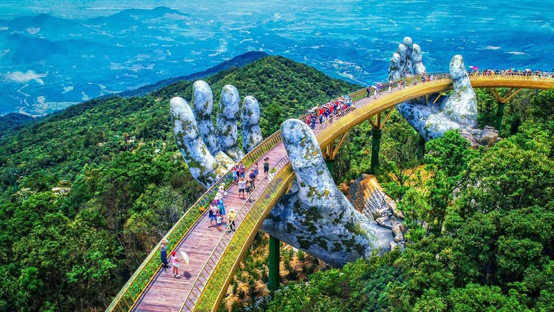 TOUR: CỐ ĐÔ HUẾ – LĂNG CÔ-LẬP AN- ĐÀ NẴNG HỘI AN- BÀ NÀ HILL- FANTASY PARK 4N3Đ