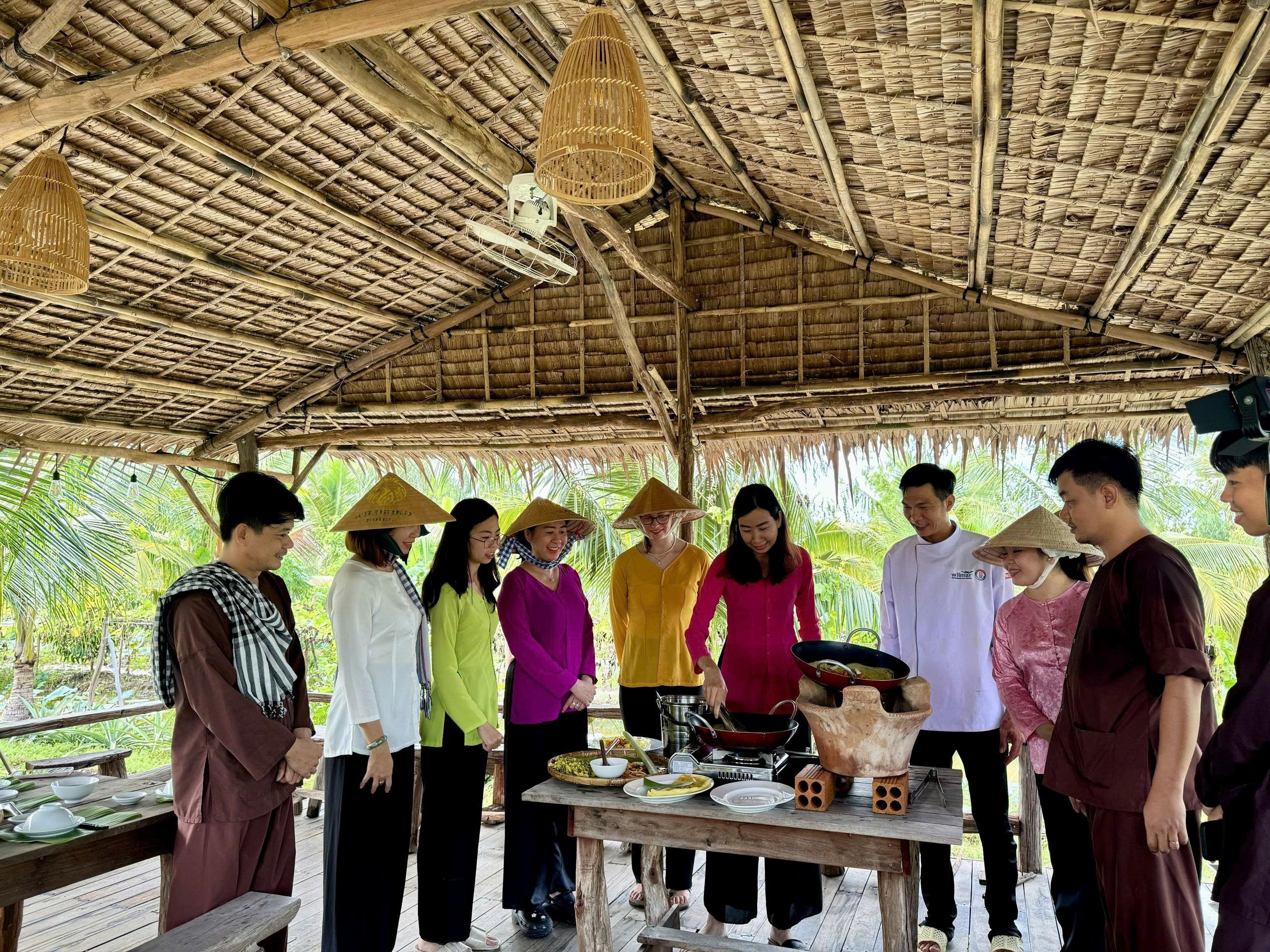 TOUR 2N1D – TRÀM CHIM- KÝ ỨC ĐỒNG THÁP MƯỜI