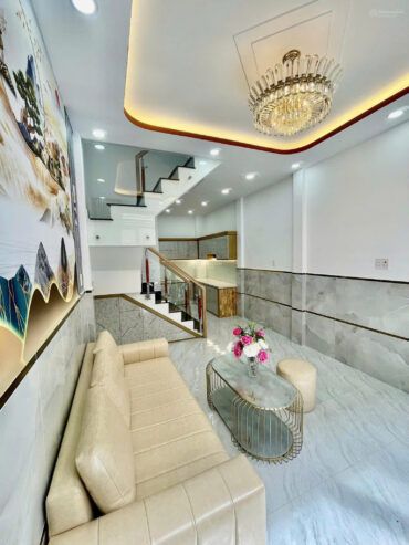 Bán nhà mới xây 2 tháng Tỉnh Lộ 10 – gần chợ Bà Hom